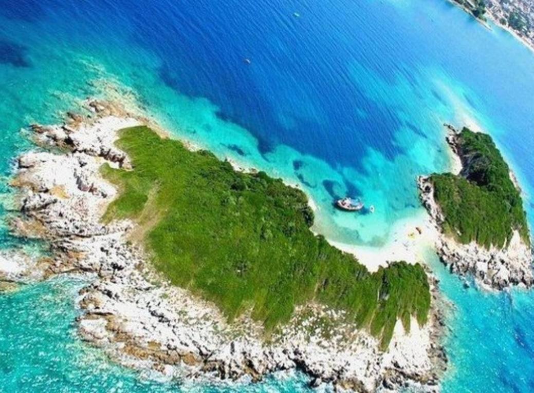 Victoria'S Sea-Cret Apartment Sarande Bagian luar foto